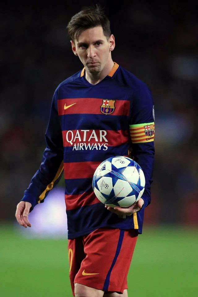 Lionel Messi có thể sẽ rời sân Nou Camp để đến với Chelsea của tỉ phú Roman Abramovich