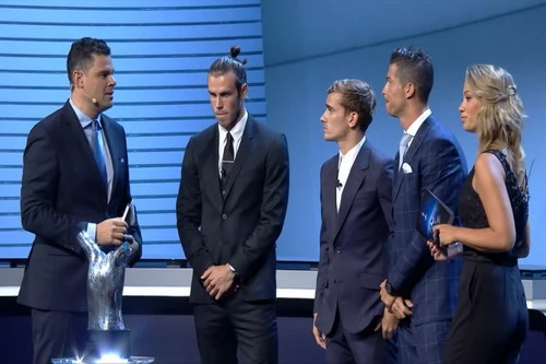 Ronaldo được vinh danh là 'Cầu thủ xuất sắc nhất châu Âu' ảnh 1 Ronaldo được vinh danh là 'Cầu thủ xuất sắc nhất châu Âu' ảnh 1