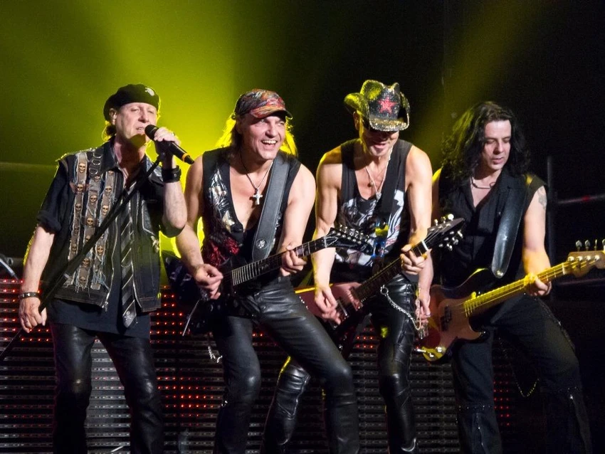 Nhóm nhạc rock Scorpions biểu diễn tại MMF 2016. 