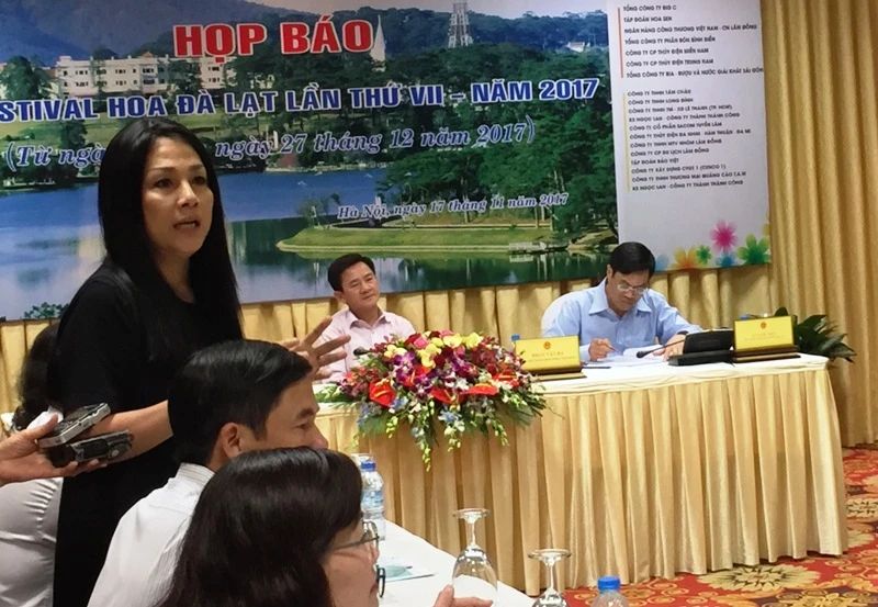 Nhiều người nhìn lụa VN đúng hình ảnh thằng bán tơ ảnh 1 Nhiều người nhìn lụa VN đúng hình ảnh thằng bán tơ ảnh 1
