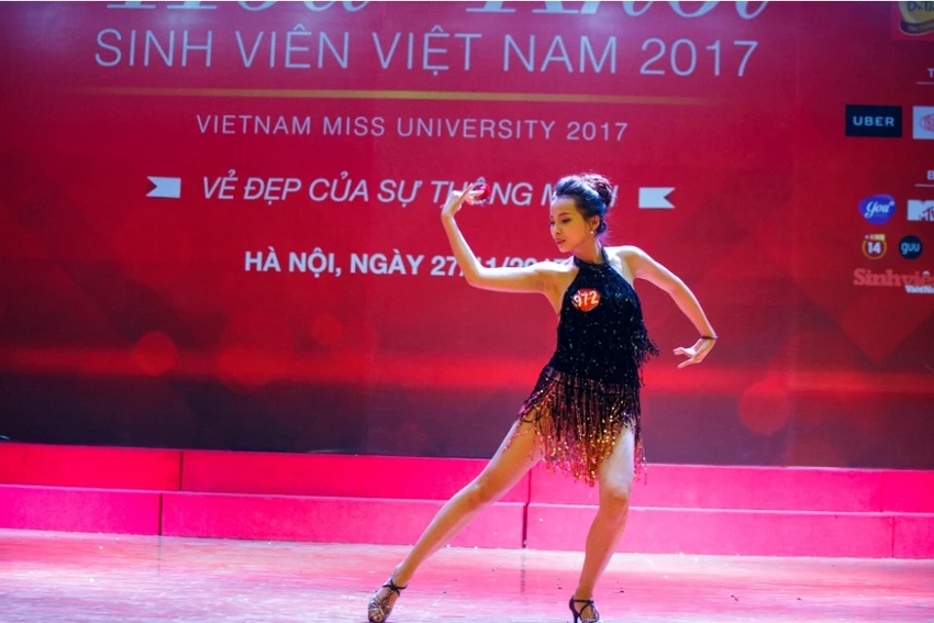 Xem thí sinh Hoa khôi sinh viên nhảy, đấu võ ảnh 3 Xem thí sinh Hoa khôi sinh viên nhảy, đấu võ ảnh 3