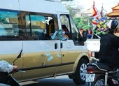 Có nên xử phạt rải tiền vàng mã khi đưa tang?