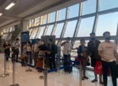 Bộ Ngoại giao khuyến cáo công dân không về nước thời điểm này
