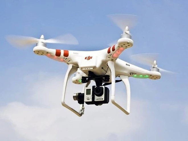 Bộ Quốc phòng đề xuất kiểm soát việc sử dụng flycam ảnh 1 Bộ Quốc phòng đề xuất kiểm soát việc sử dụng flycam ảnh 1