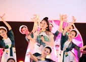 Câu chuyện ẩn giấu về người phụ nữ trong 'Đóa sen ngời'