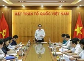 Vận động ca sĩ, cầu thủ, người uy tín... ủng hộ người nghèo
