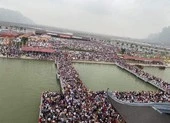 ‘Vỡ trận’ ở Chùa Tam Chúc: Ban quản lý họp sắp xếp lại