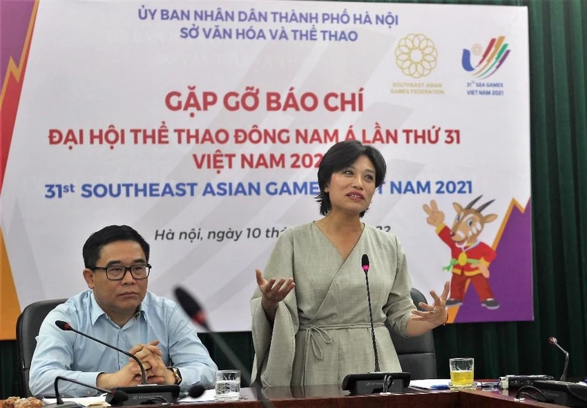 NSƯT Trần Ly Ly, tổng đạo diễn chương trình phát biểu tại buổi gặp gỡ. Ảnh: VIẾT THỊNH NSƯT Trần Ly Ly, tổng đạo diễn chương trình phát biểu tại buổi gặp gỡ. Ảnh: VIẾT THỊNH