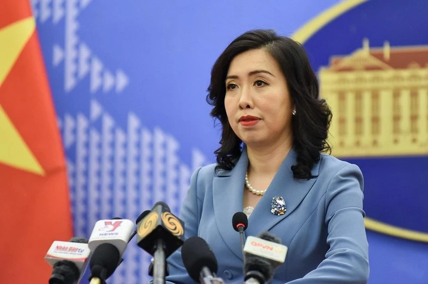 Người phát ngôn Lê Thị Thu Hằng trả lời câu hỏi của báo chí. Ảnh: VT Người phát ngôn Lê Thị Thu Hằng trả lời câu hỏi của báo chí. Ảnh: VT