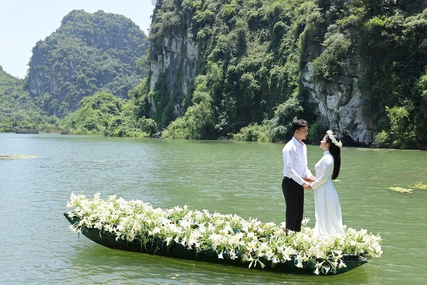 Hình ảnh trong MV. Ảnh: HÒA- DƯƠNG Hình ảnh trong MV. Ảnh: HÒA- DƯƠNG