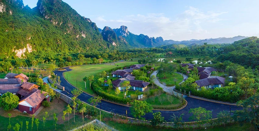 Serena Resort Kim Bôi. Serena Resort Kim Bôi.