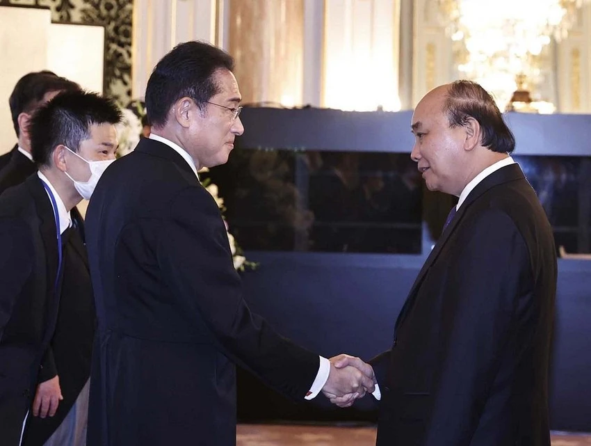 Chủ tịch nước Nguyễn Xuân Phúc và Thủ tướng Nhật Bản Kishida Fumio. Ảnh: TTXVN. Chủ tịch nước Nguyễn Xuân Phúc và Thủ tướng Nhật Bản Kishida Fumio. Ảnh: TTXVN.