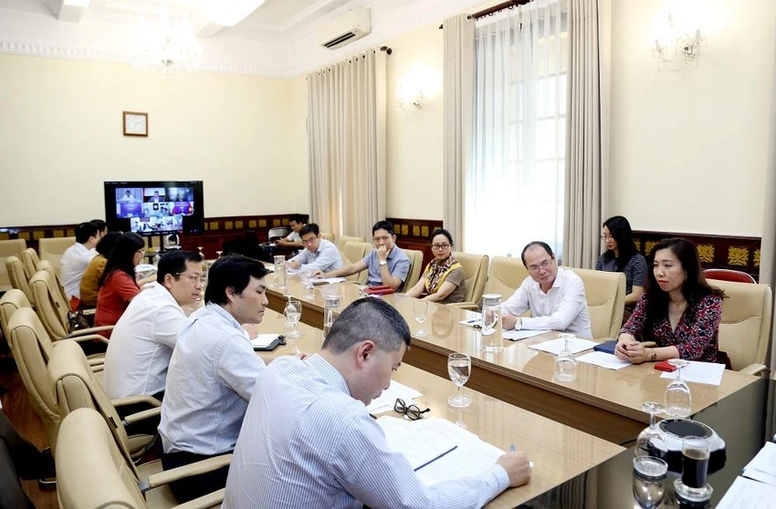 Tham dự có đại diện lãnh đạo các đơn vị liên quan của Bộ Ngoại giao và Đại sứ Việt Nam tại một số nước . Ảnh: QUANG HÒA Tham dự có đại diện lãnh đạo các đơn vị liên quan của Bộ Ngoại giao và Đại sứ Việt Nam tại một số nước . Ảnh: QUANG HÒA