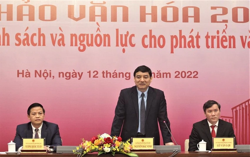 Ông Nguyễn Đắc Vinh, Chủ nhiệm Ủy ban Văn hóa, Giáo dục của Quốc hội trả lời câu hỏi của báo chí. Ảnh: VT Ông Nguyễn Đắc Vinh, Chủ nhiệm Ủy ban Văn hóa, Giáo dục của Quốc hội trả lời câu hỏi của báo chí. Ảnh: VT
