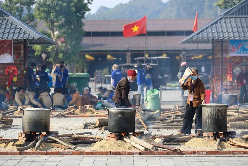 Trong thời gian này, sẽ diễn ra nhiều hoạt động bên lề. Ảnh: NAM NGUYỄN Trong thời gian này, sẽ diễn ra nhiều hoạt động bên lề. Ảnh: NAM NGUYỄN