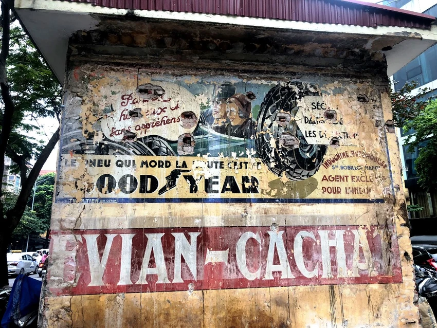Phương án được đưa ra là bảo tồn nguyên trạng, không có tác động gì đến tác phẩm này. Ảnh: VT Phương án được đưa ra là bảo tồn nguyên trạng, không có tác động gì đến tác phẩm này. Ảnh: VT