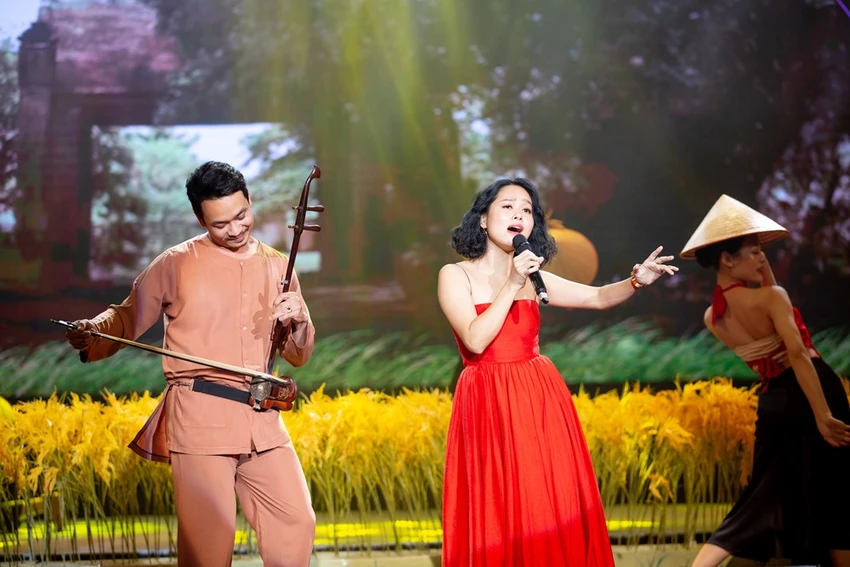 Ca khúc 'Đồng quê' do Nhạc sĩ Đức Trịnh - Chủ tịch Hội Nhạc sĩ Việt Nam phổ nhạc. Ảnh: VT Ca khúc 'Đồng quê' do Nhạc sĩ Đức Trịnh - Chủ tịch Hội Nhạc sĩ Việt Nam phổ nhạc. Ảnh: VT