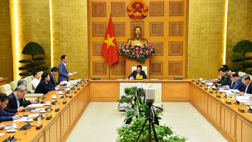 Lãnh đạo Bộ Quốc phòng, Bộ Công an và các đại biểu tham dự đã có tham luận và đóng góp ý kiến về kết quả công tác hội nhập.