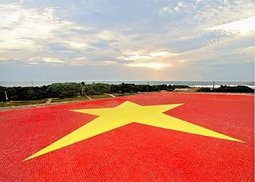 Lá cờ Tổ quốc bằng gốm đã được khôi phục lại trên Google Maps. Lá cờ Tổ quốc bằng gốm đã được khôi phục lại trên Google Maps.