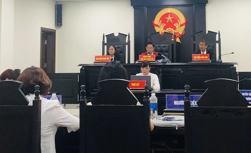 Toàn cảnh phiên toà. Ảnh: VIẾT THỊNH Toàn cảnh phiên toà. Ảnh: VIẾT THỊNH