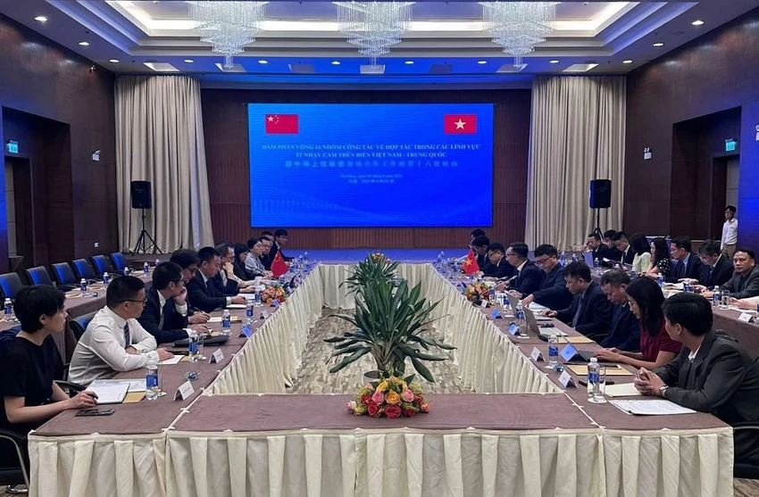 Hai bên đã đi sâu trao đổi về việc thúc đẩy hợp tác trong các lĩnh vực ít nhạy cảm trên biển. Hai bên đã đi sâu trao đổi về việc thúc đẩy hợp tác trong các lĩnh vực ít nhạy cảm trên biển.