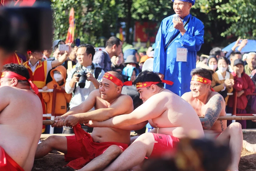 doc-dao-cac-hinh-thuc-keo-co-khac-nhau-cua-7-cong-dong-keo-co-o-viet-nam-2.JPG