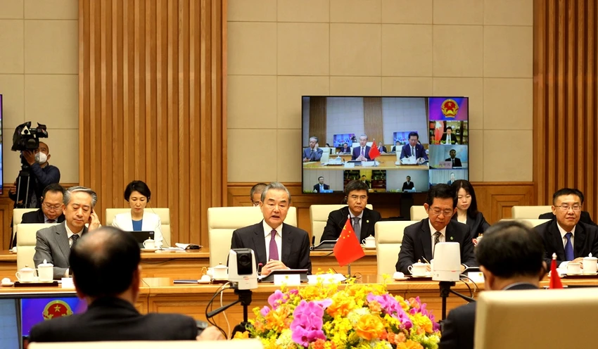 bo-truong-ngoai-giao-trung-quoc-vuong-nghi-den-viet-nam-dong-chu-tri-phien-hop-3.JPG