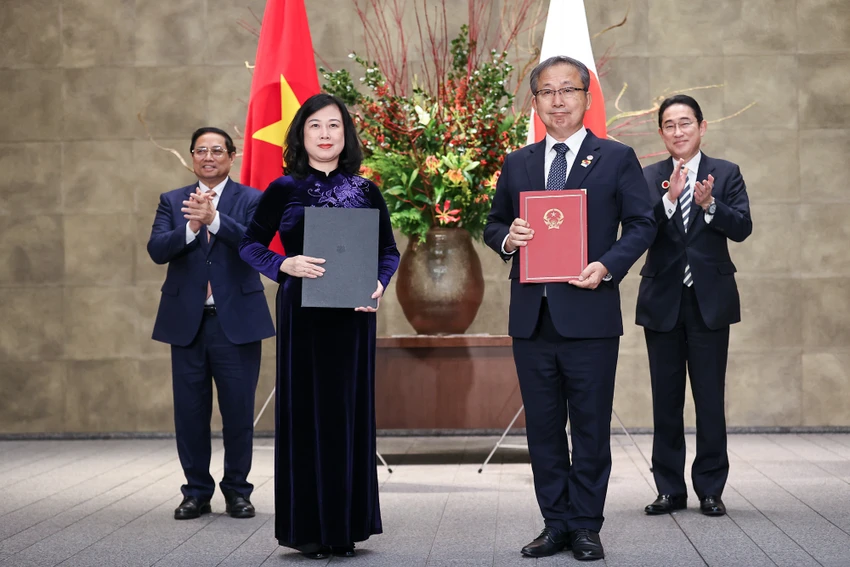 viet-nhat-tang-cuong-hop-tac-thuc-chat-hieu-qua-trong-linh-vuc-quoc-phong-3.jpg