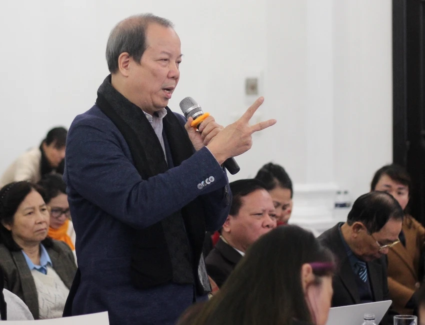nhieu-dia-diem-du-lich-phat-trien-con-lon-xon-pha-vo-canh-quan-thien-nhien-2-5818.jpg