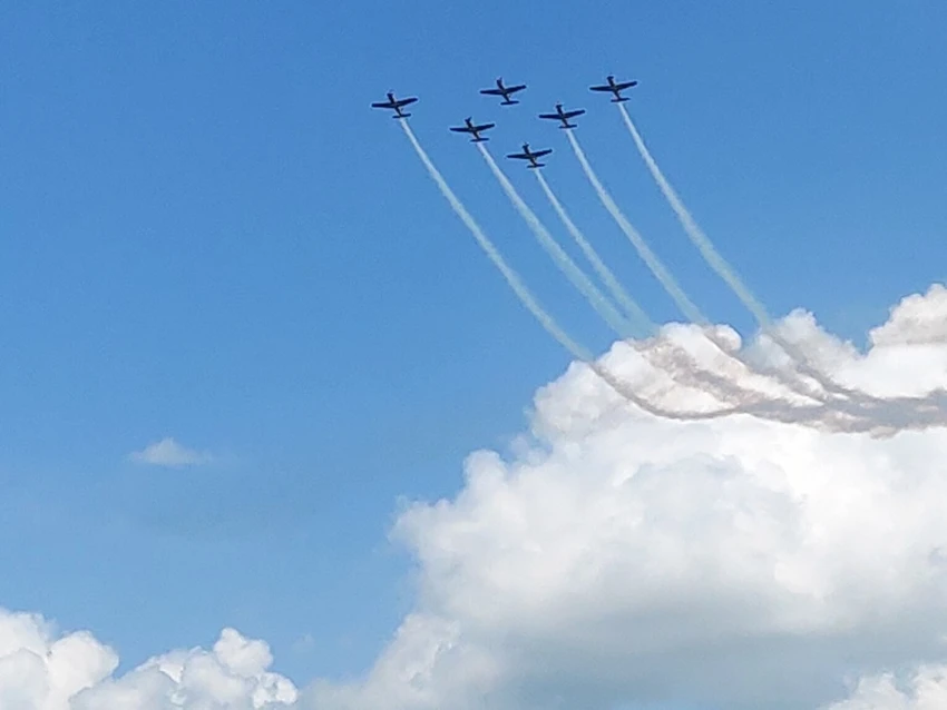 doan-dai-bieu-bo-quoc-phong-viet-nam-du-trien-lam-hang-khong-singapore-airshow.jpg