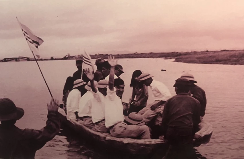 trung-bay-nhung-buc-anh-lich-su-ve-chien-tranh-hoa-binh-va-ngay-thong-nhat-3.JPEG