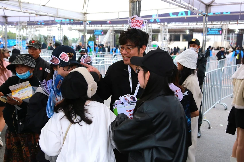 gioi-tre-du-theo-anh-trai-say-hi-de-kiem-tien-4.jpg