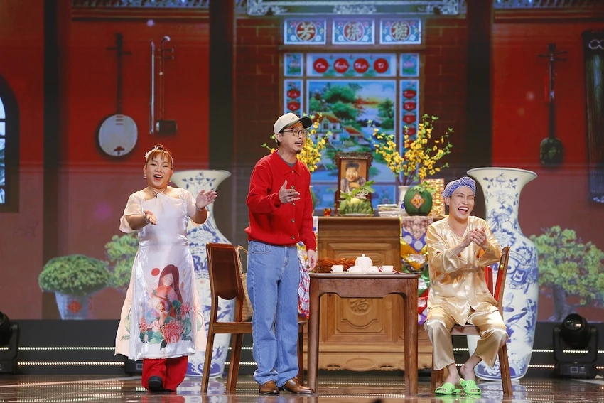 dan-dien-vien-hai-hung-hau-nam-bac-tham-gia-gala-cuoi-2025-4.JPG