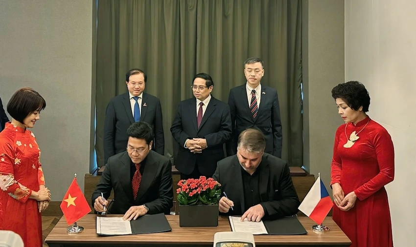 hoc-vien-am-nhac-quoc-gia-viet-nam-hop-tac-voi-dan-nhac-bohemia-praha--2.jpg