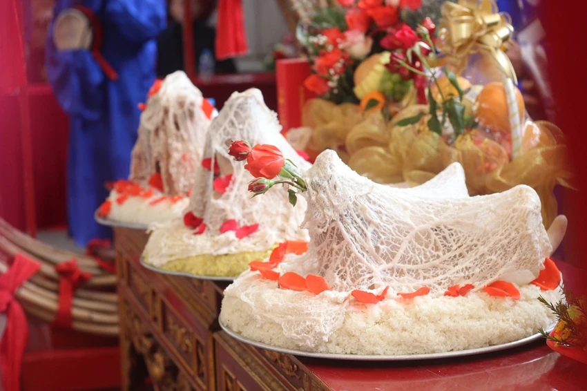 nguoi-dan-chen-chan-xem-trai-lang-o-ha-noi-coi-tran-keo-co-ngoi-5.jpg