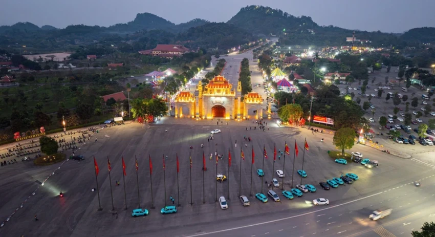 nhieu-hoat-dong-van-hoa-van-nghe-dac-sac-dip-gio-to-hung-vuong-.png