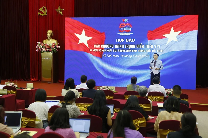 an-dau-tien-dai-ta-tinh-bao-pham-ngoc-thao-duoc-dung-phim-tai-lieu-33.jpg