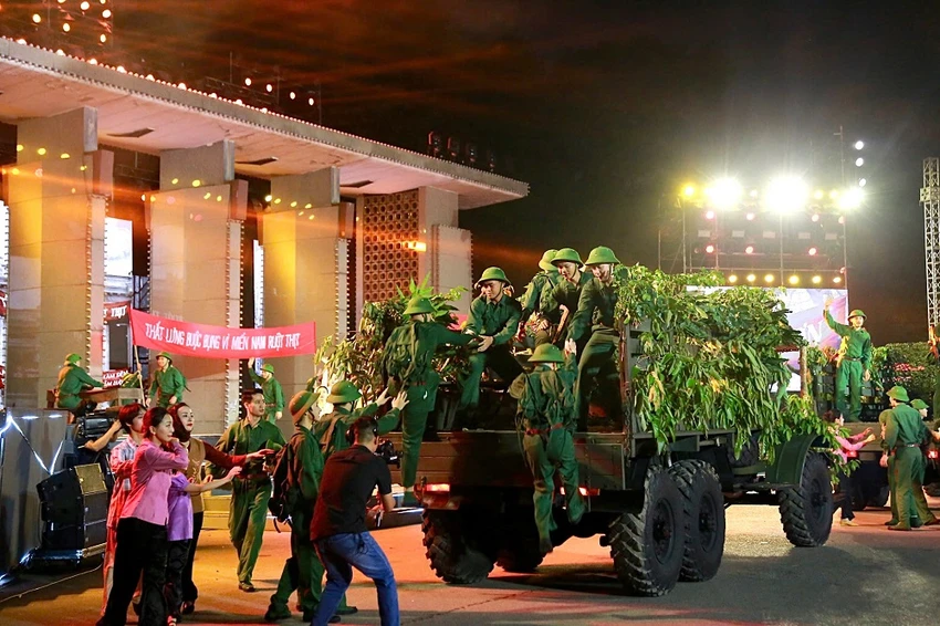 cau-truyen-hinh-vang-mai-khuc-khai-hoan-xuc-dong-tu-hao-3.jpg