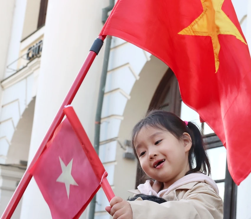 hinh-anh-bo-doi-viet-nam-tai-so-duyet-le-duyet-binh-tai-nga-2.jpg