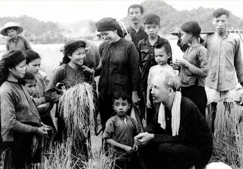Chủ tịch Hồ Chí Minh