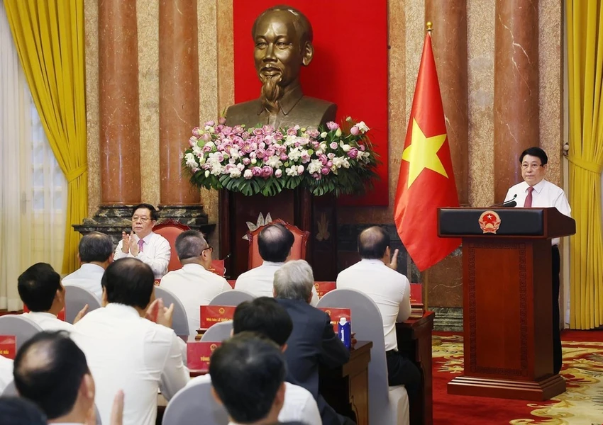 chu-tich-nuoc-bao-chi-viet-nam-tiep-tuc-la-tieng-noi-trach-nhiem-tam-huyet-trung-thuc-va-tinh-tao-4.jpg