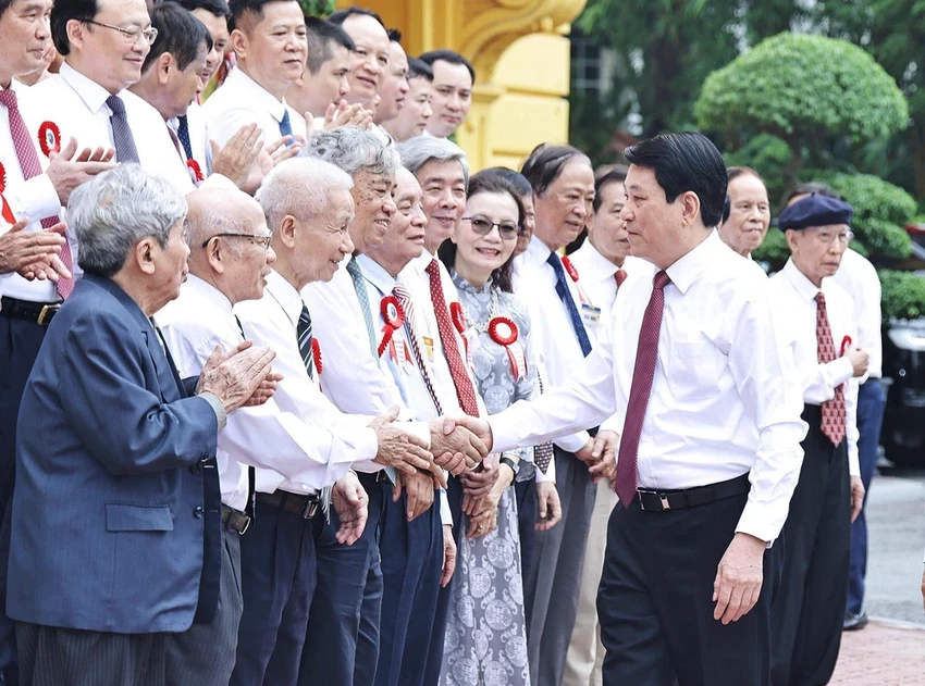 chu-tich-nuoc-bao-chi-viet-nam-tiep-tuc-la-tieng-noi-trach-nhiem-tam-huyet-trung-thuc-va-tinh-tao.jpg