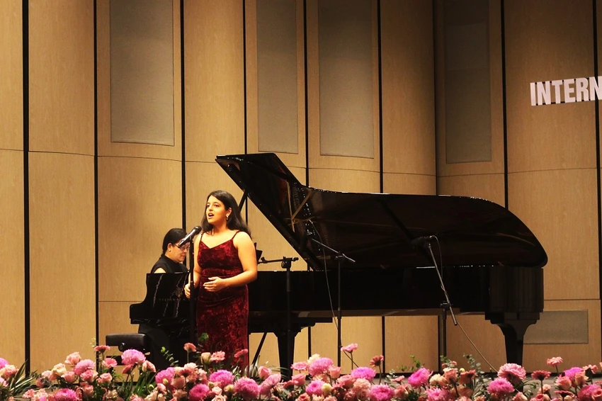hoc-sinh-viet-nam-hat-opera-gianh-giai-nhat-o-cuoc-thi-crescendo-2025-3.JPG