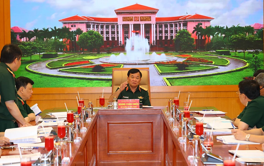 tượng đài chuyên gia,