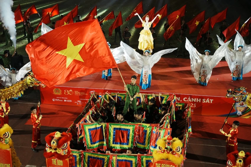 khai-mac-giai-bong-da-cong-an-canh-sat-cac-nuoc-asean-mo-rong-12.JPG