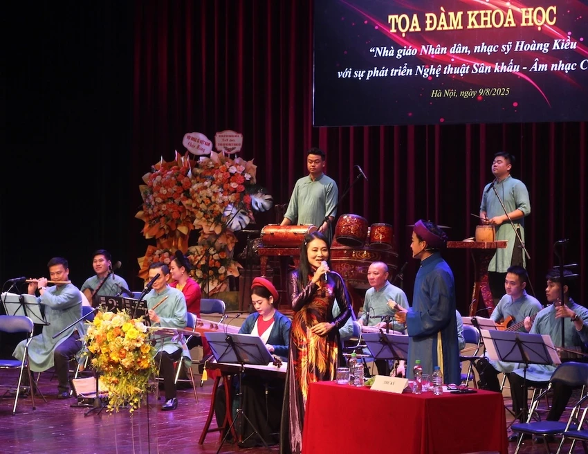 NSND Thúy Ngần