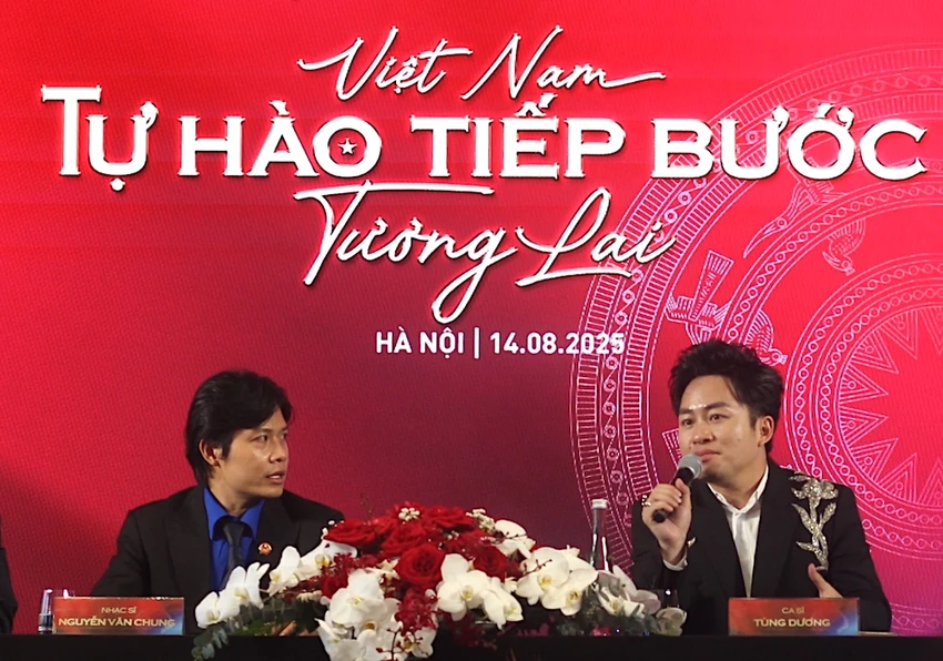 ca-si-tung-duong-hat-ca-khuc-moi-cua-nhac-si-nguyen-van-chung-trong-mv-2.jpg