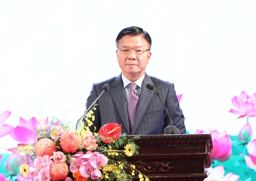 bo-truong-bo-vh-tt-dl-cac-phong-trao-thi-dua-yeu-nuoc-cau-thanh-suc-manh-ben-trong-2.jpg