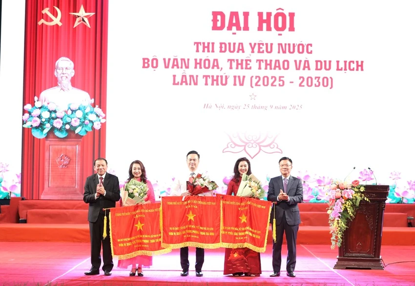 thi đua yêu nước,