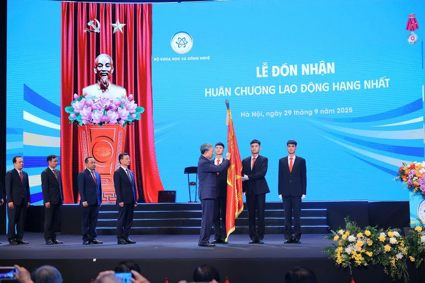 tong-bi-thu-phai-co-co-che-dac-biet-de-thu-hut-trong-dung-nhan-tai-2.jpg